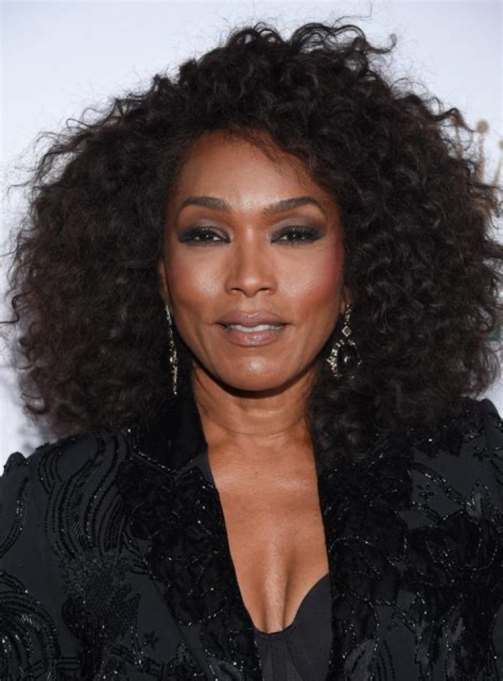 Pioneering African American Actresses: Breaking Barriers On Screen