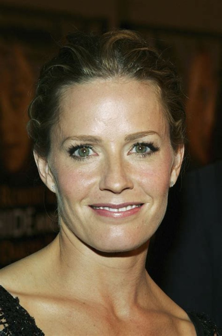 The Enduring Career Of Acclaimed Actress Elisabeth Shue