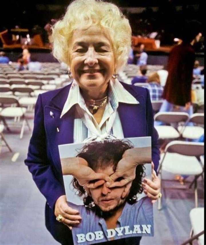 About Bob Dylan's Mother: An Insightful Exploration