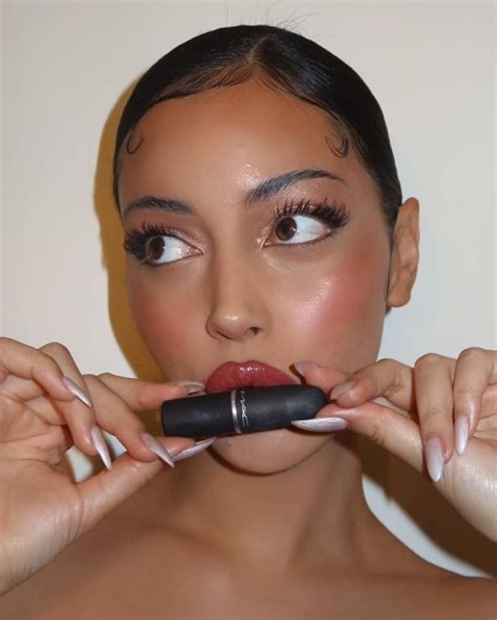 Cindy Kimberly: The Rise Of A Social Media Icon