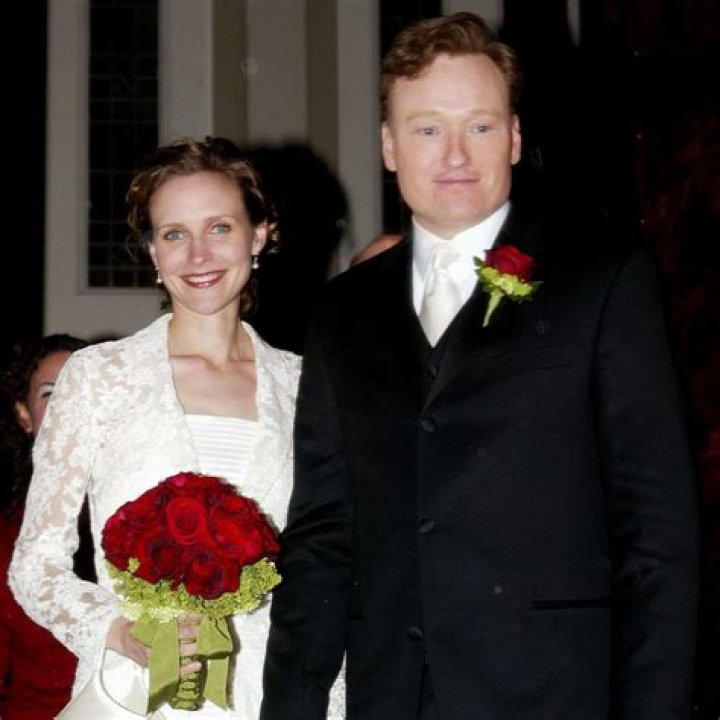 Does Conan O'Brien Have A Wife?