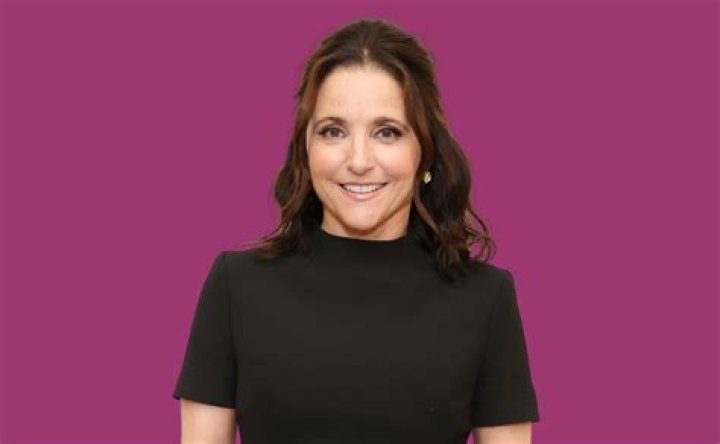 Julia Gisella's Cancer Battle: Neatly Explored