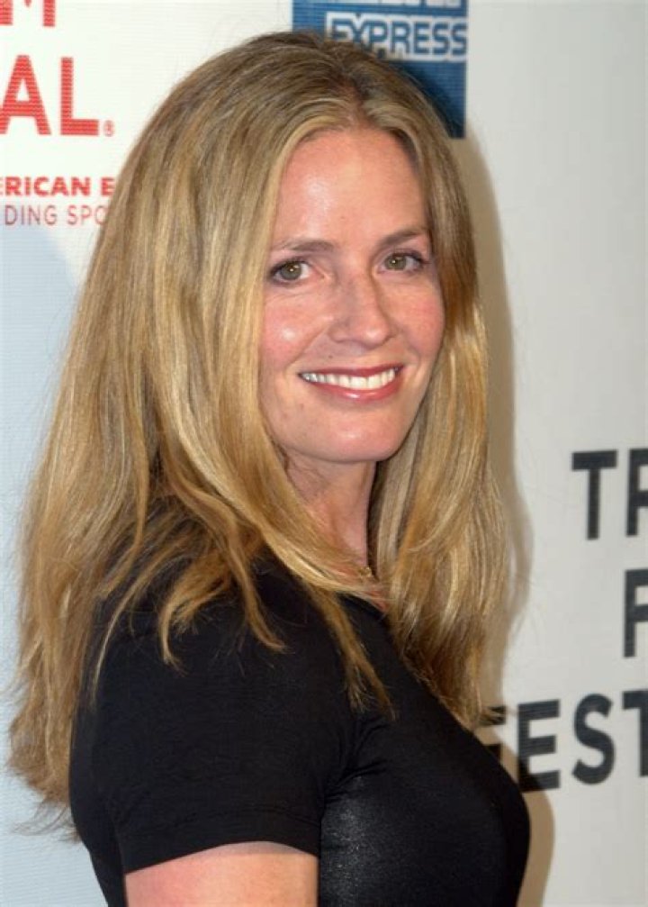 Uncovering The Wealth Of Elisabeth Shue: A Comprehensive Analysis Of Her Net Worth