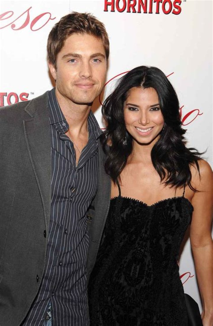 Uncover The Story Of Eric Winter's Wife: Secrets And Insights Revealed