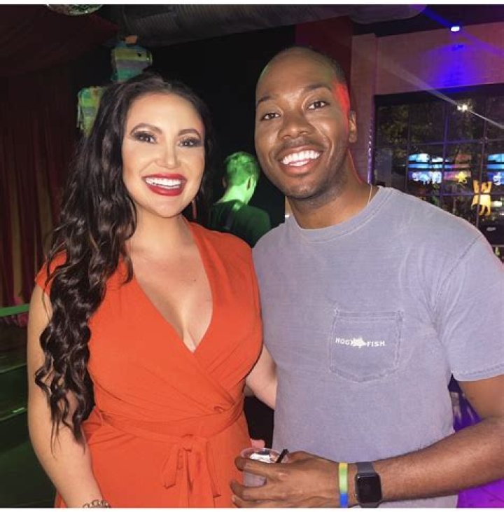 Felicia Combs: Award-Winning Author With A Captivating Voice