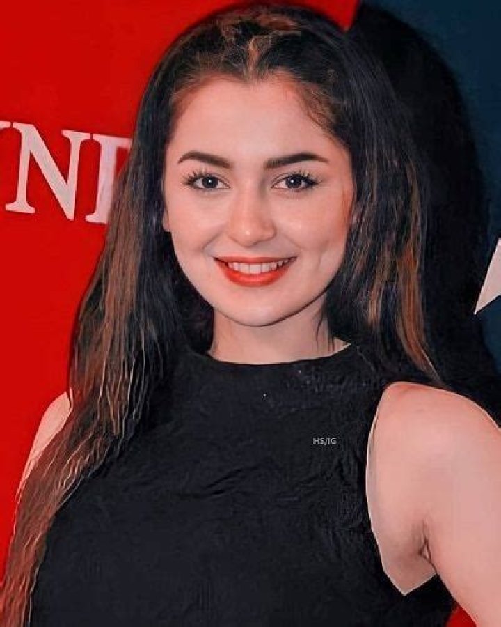 Hania Amir Height: Measured In Feet