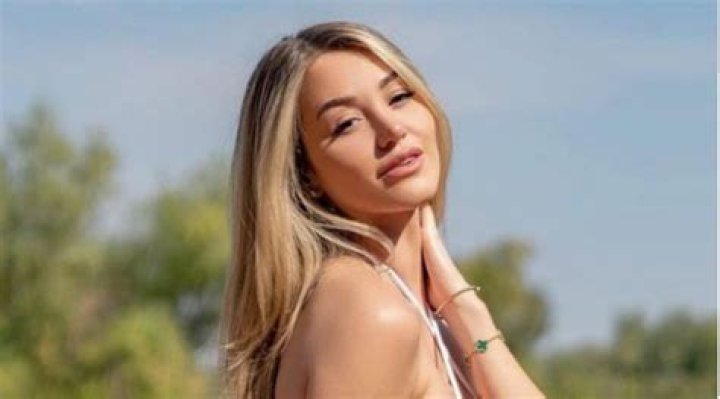 Heidi Grey: Top-Rated Photographer Specializing In Portraits And Weddings