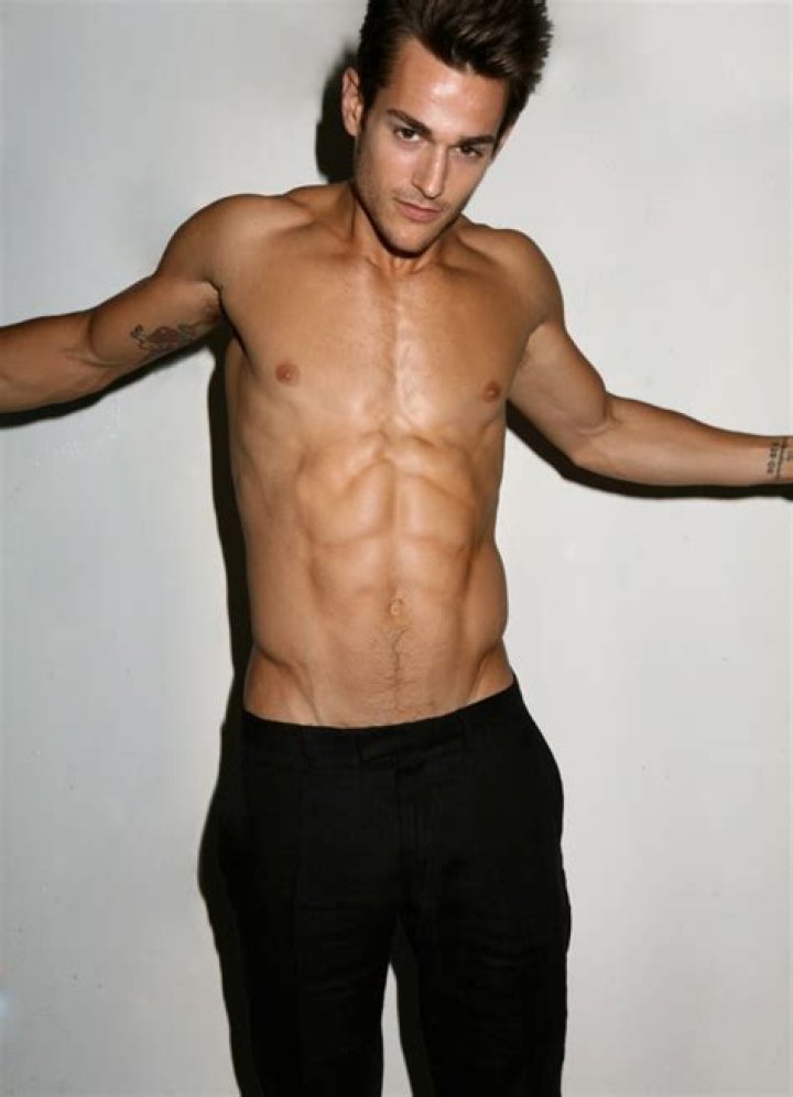 Sizzling Hot Men: The Ultimate Guide To The Sexiest Guys In Town