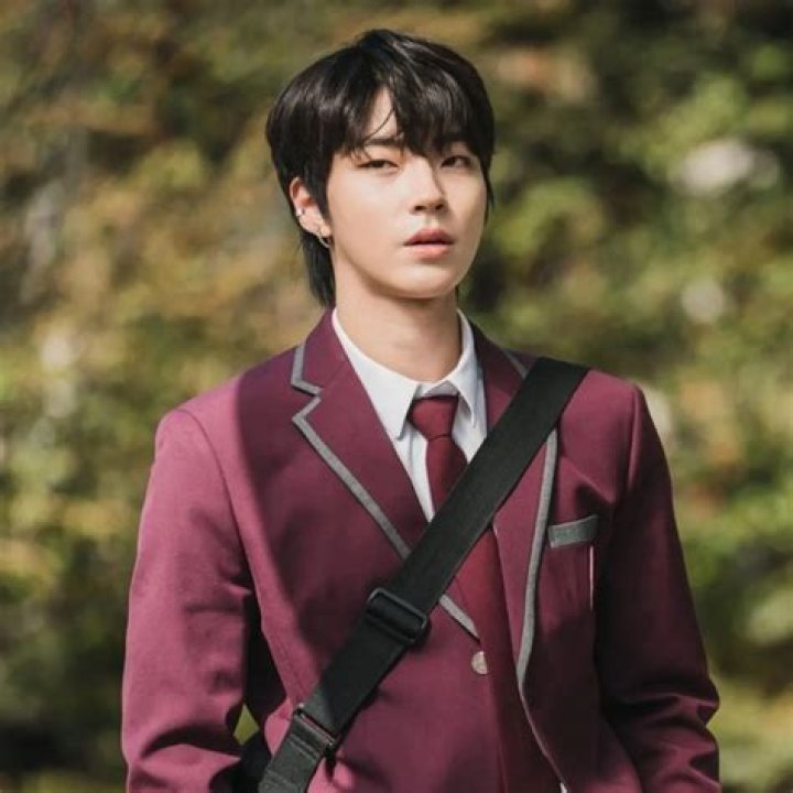 Is Hwang In Yeop Really Married? Find Out The Truth