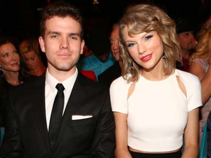 Austin Swift's Marital Status: Is The Singer-Songwriter Married?