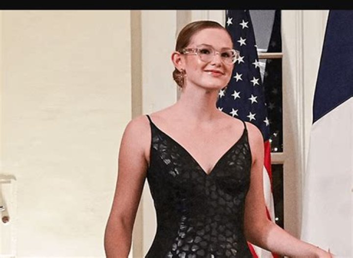 Is Violet Affleck Actually Sick? Uncovering The Truth