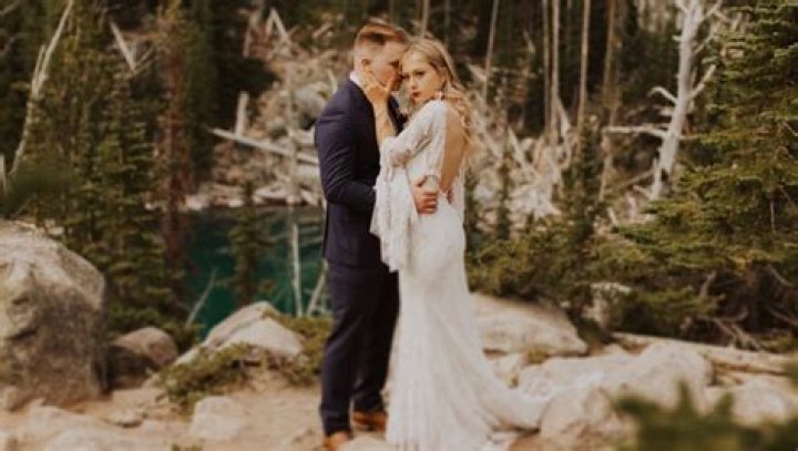 Is Zach Bryan Married? Uncover The Truth Behind The Rumors