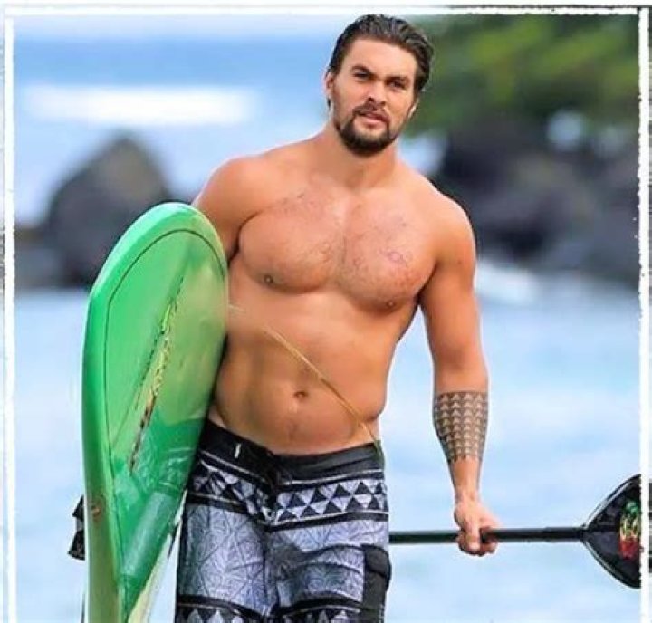 Jason Momoa's Impressive Physique: Weight And Height Unveiled