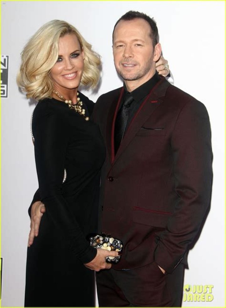 Top 10 Amazing Facts About Jenny McCarthy's Husband