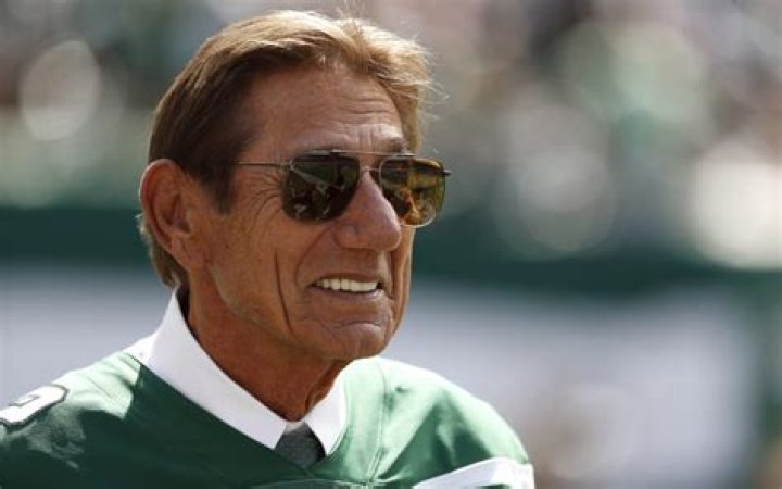 Joe Namath: The American Football Legend