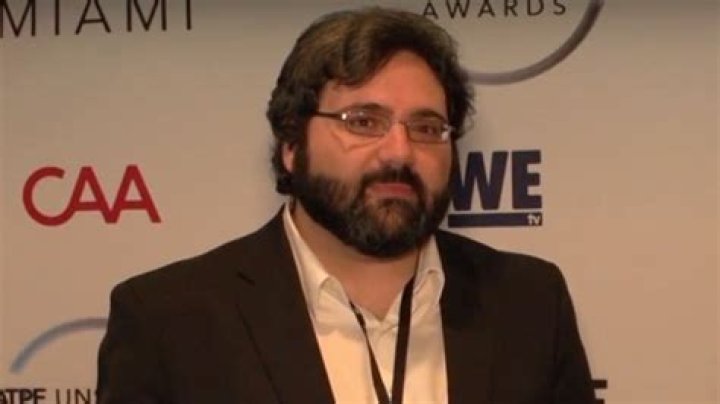 Dr. Nowzaradan: The Renowned Bariatric Surgeon