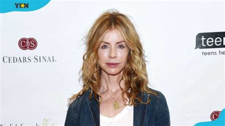 A Deep Dive Into Jullianne Phillips' Career And Personal Life