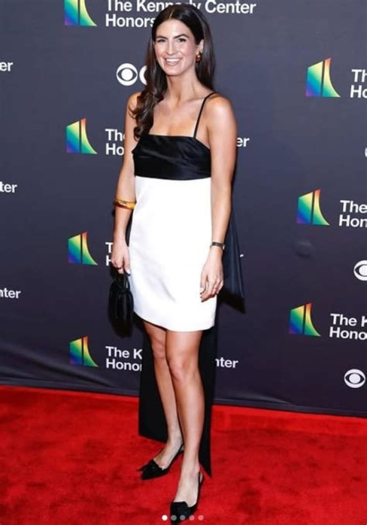 The Unrevealed Secret: Unlocking Kaitlan Collins's True Height