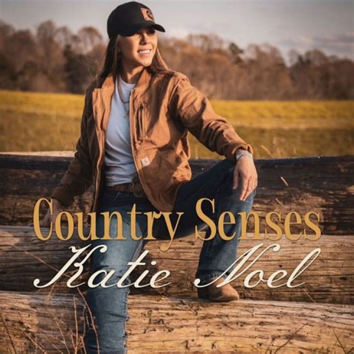 Immerse Yourself In Autumn's Enchanting Embrace With Katie Noel