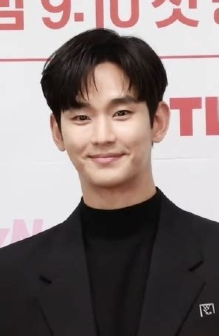 Expected Blockbuster: Kim Soo-hyun's 2024 Projects