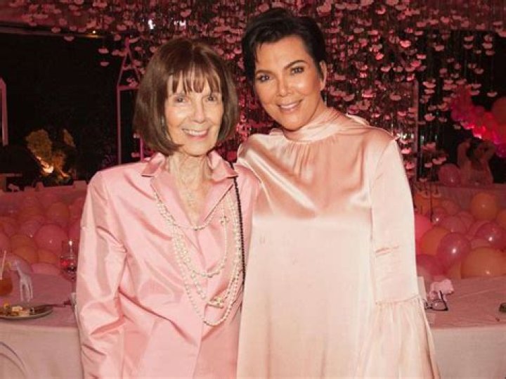 Kris Jenner's Connection To Michael Jackson: Unveiling The Motherly Bond