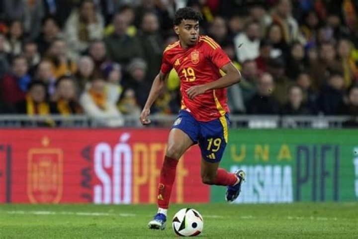 Lamine Yamal Weight: How Much Does The NFL Star Weigh?