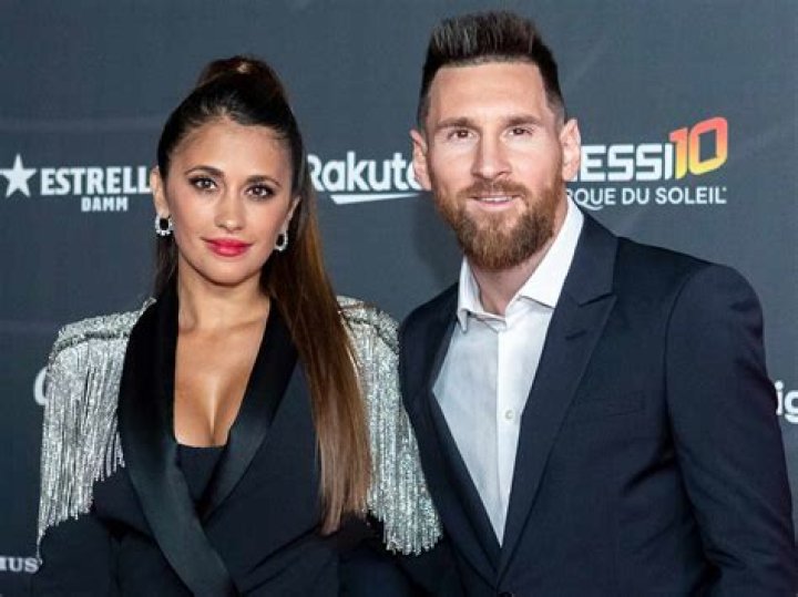 Leo Messi's Wife: The Age Of Love And Support