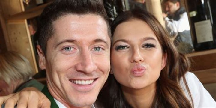 The Ultimate Guide To Robert Lewandowski's Partners