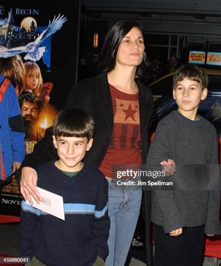 Discover The Children Of Talented Actress: Linda Fiorentino