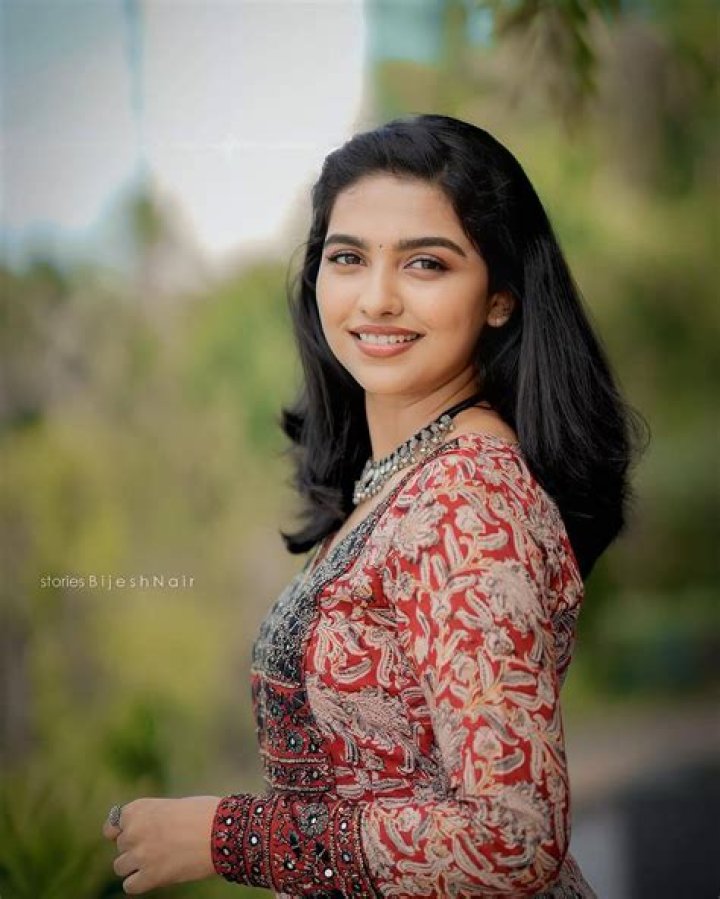 Master The Art Of Education With Mamitha Baiju