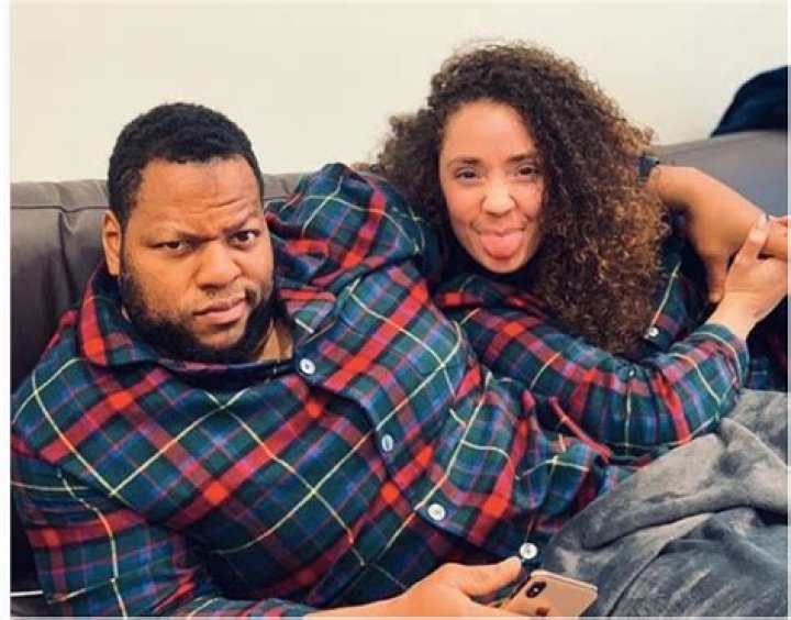 Unveiling The Remarkable Wife Of Ndamukong Suh