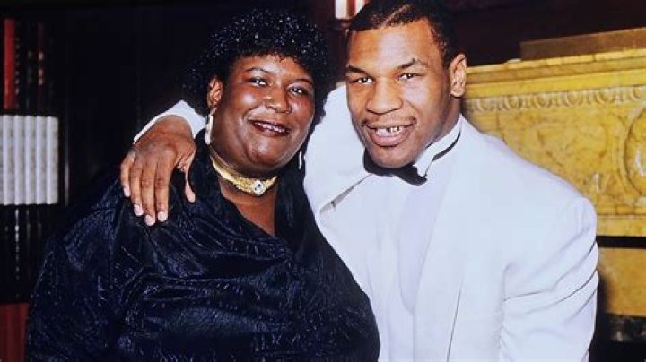 The Essential Guide To Mike Tyson's Brothers And Sisters
