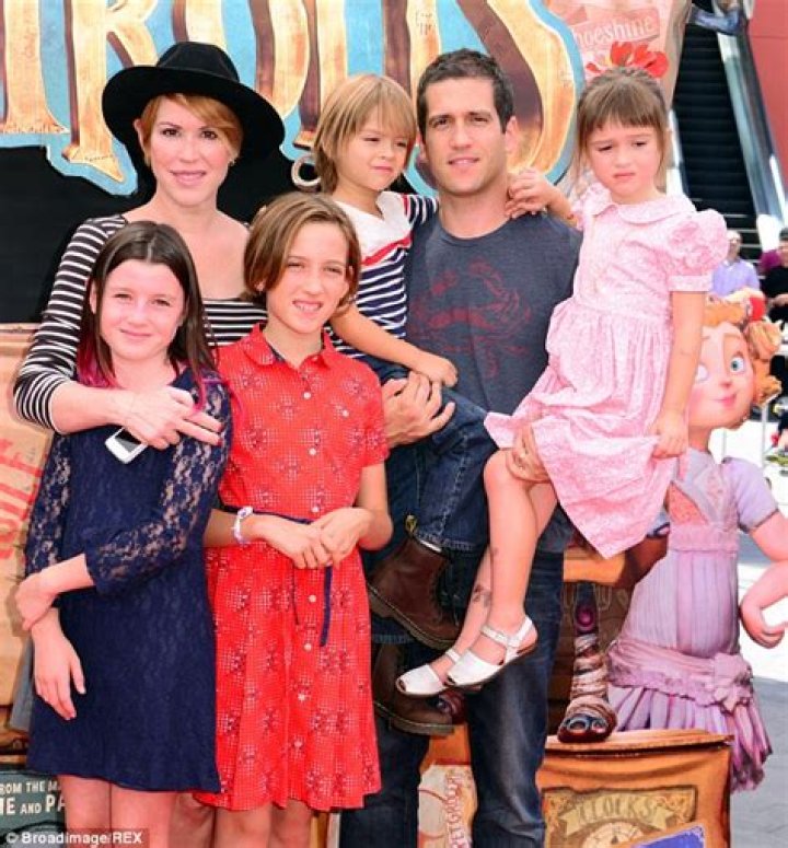 Molly Ringwald: Family Ties And Famous Relatives