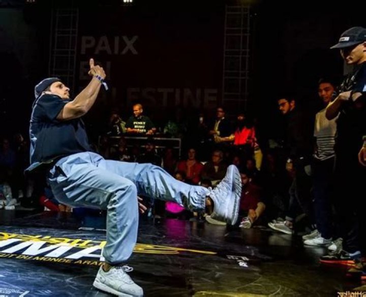 Discover Mounir's Age: Unveil The Mystery