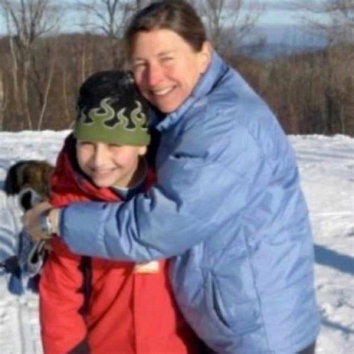 Noah Kahan's Family: A Musician's Lineage Unveiled