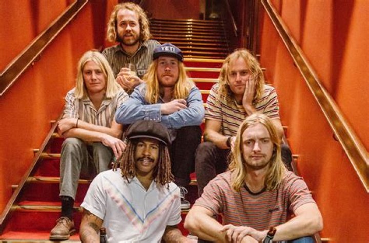 Mesmerizing Music From Ocean Alley: The Rising Stars Of Indie Rock