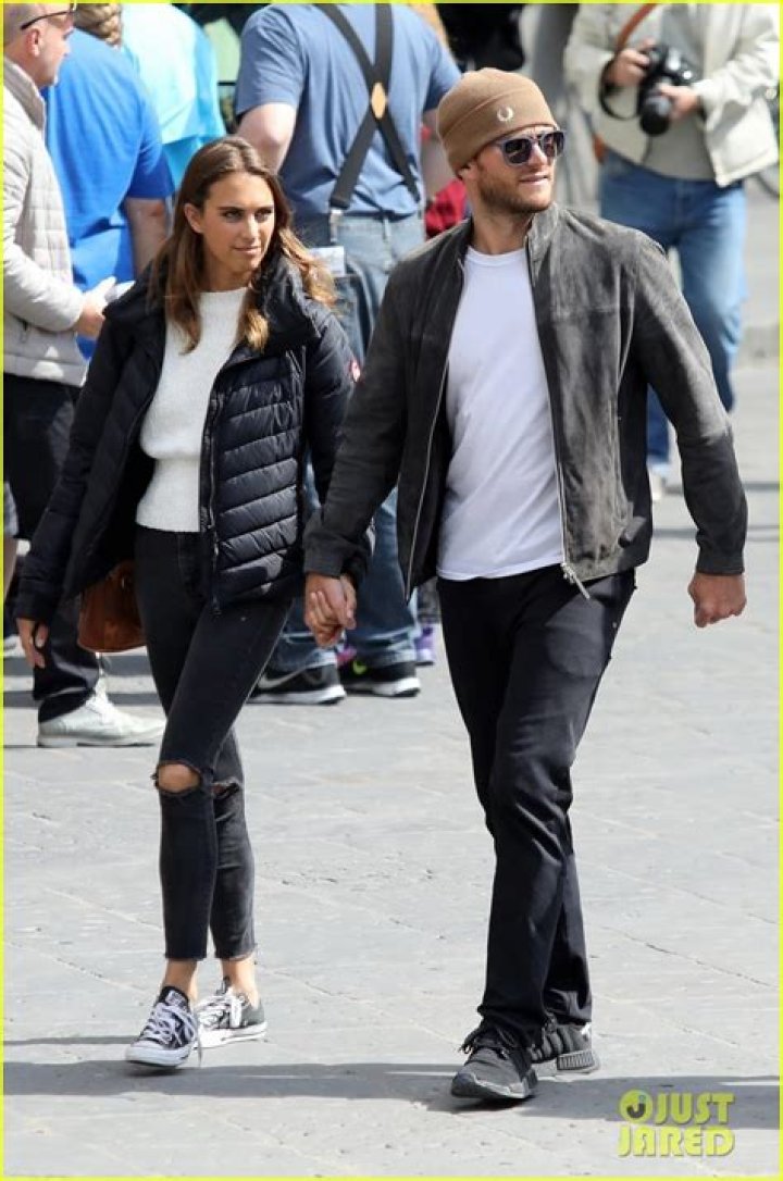 Scott Eastwood's Girlfriend: Who's He Dating?