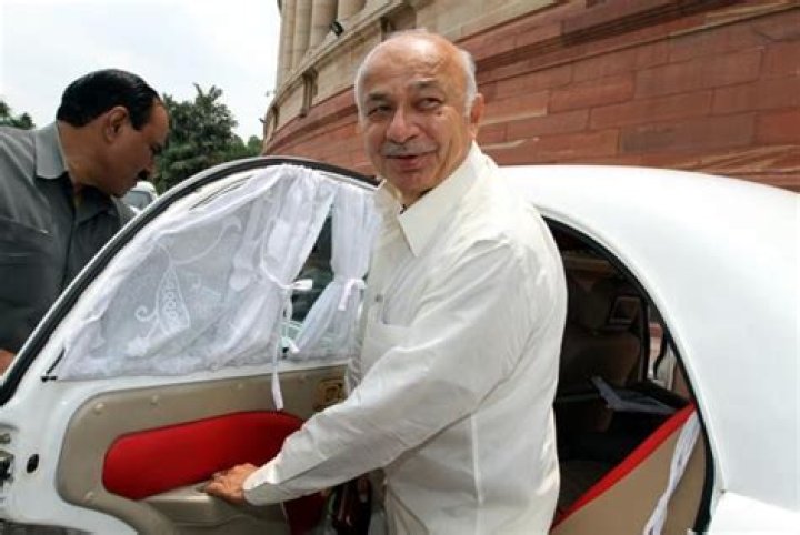 Your Grandfather Knows Shikhar Pahariya's Secrets