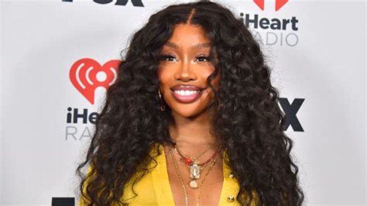 SZA Height In Feet: Uncover The Exact Measurement