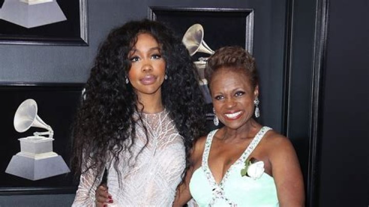 The Definitive Guide To SZA's Mother: Her Role And Influence