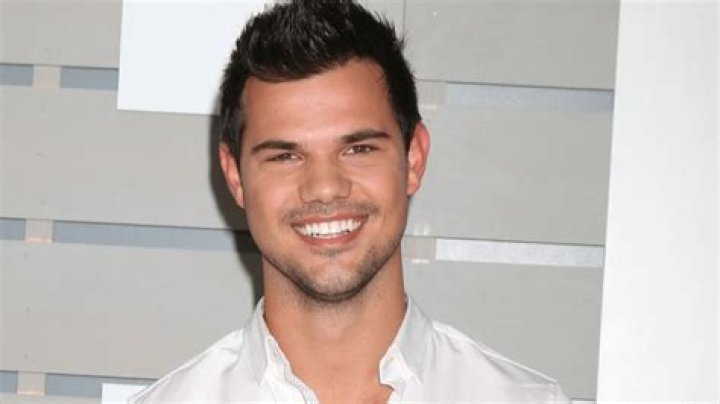 Uncover Taylor Lautner's Net Worth Enigma In 2024