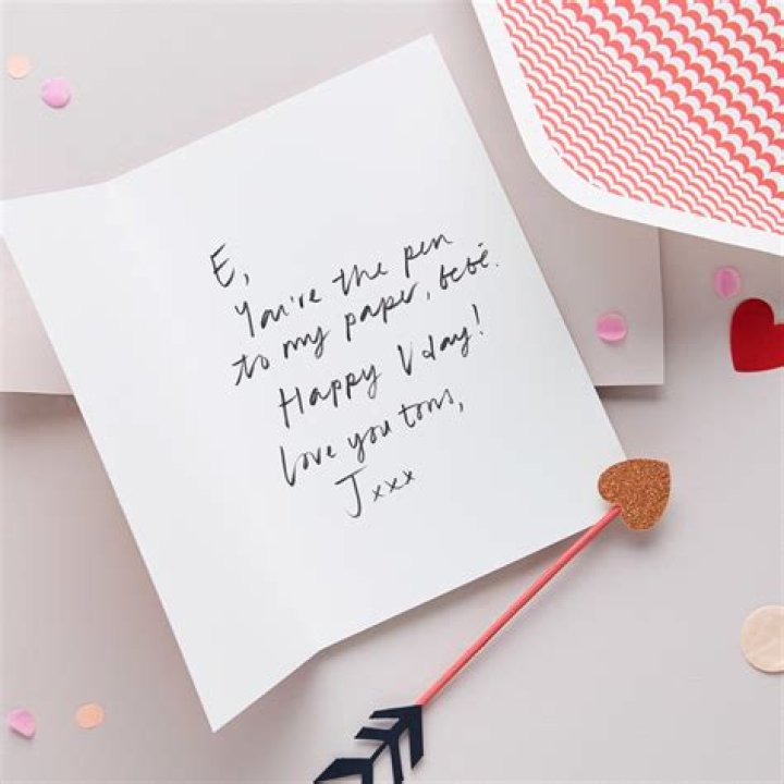 Express Your Love: What To Write In A Valentine's Card For Your Boyfriend