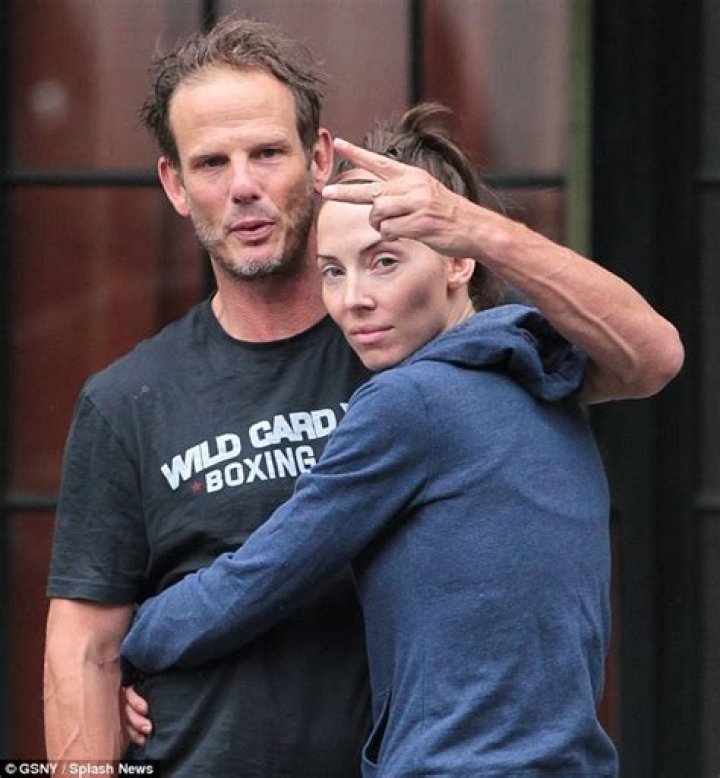 Who Is Whitney Cummings' Husband? Meet Her Married Partner