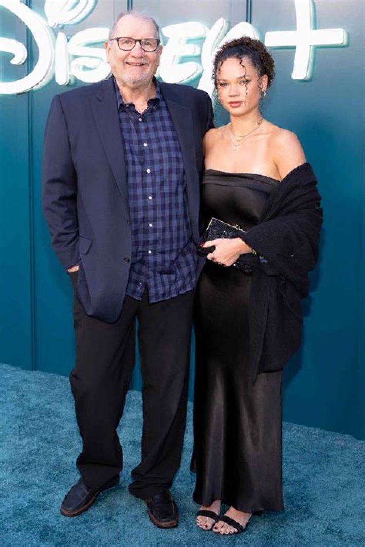 Who Did Ed O'Neill Marry? - Find Out His Wife's Name