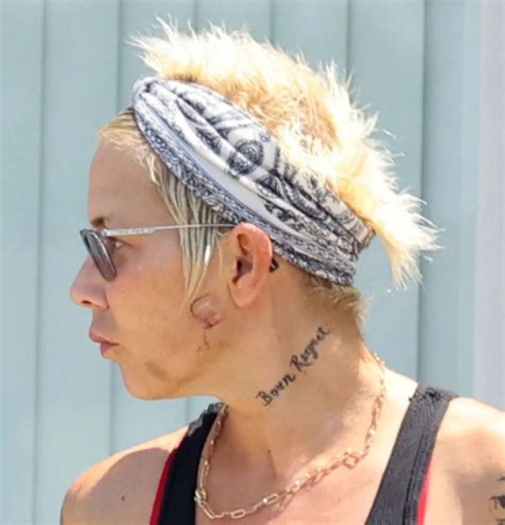 Who Is Kim Scott's Sister: A Definitive Guide