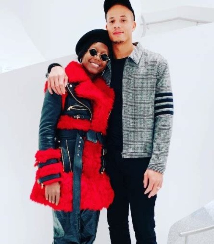 Get The Scoop: Who Are Muni Long's Parents?