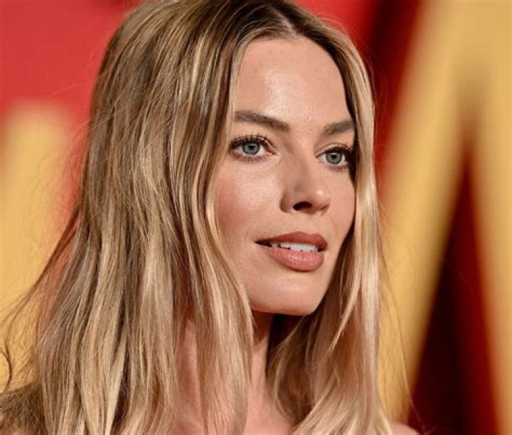 Unveil The Enigmatic Beauty: Discover The Most Stunning Woman In History