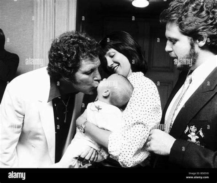 Unveiling The Enigmatic Daughter Of Tom Jones: Discoveries And Insights
