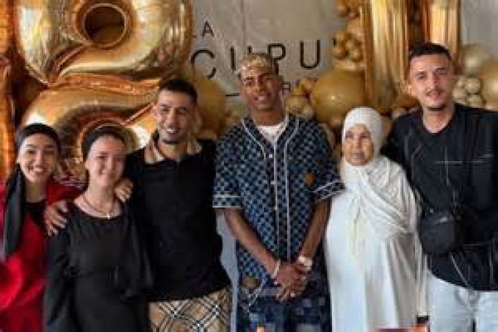 Immersive Yamal Adventure: Unforgettable Bonding With Mom