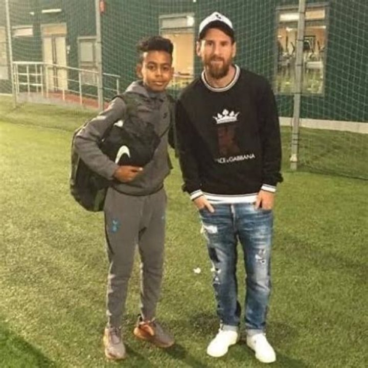 Uncovering Yamina Lamal's Height In Centimeters